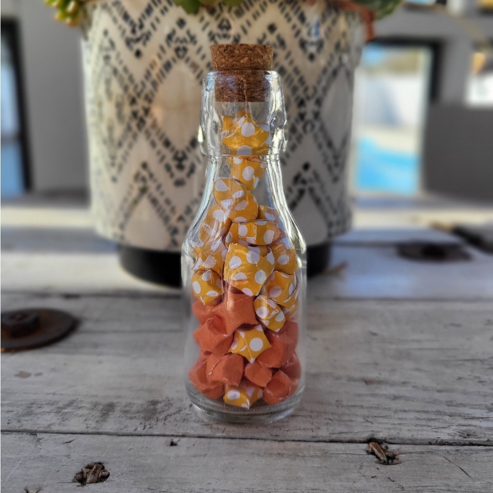 small house decor/small decorative jar